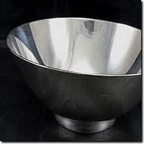 Bowls, tins, tupperwares, jars, jugs, bottles and other kitchen essentials sold in White River, Mpumalanga, Janelco