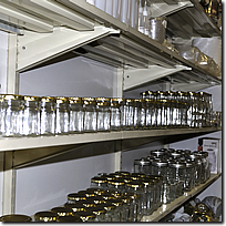 Kitchenware and kitchen packaging equipment sold at JANELCO